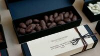 Amandes caramélisées au chocolat noir – 140g